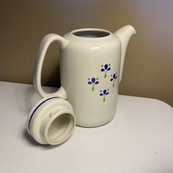 Ceramic Tea Pot - Picture 4 of 7